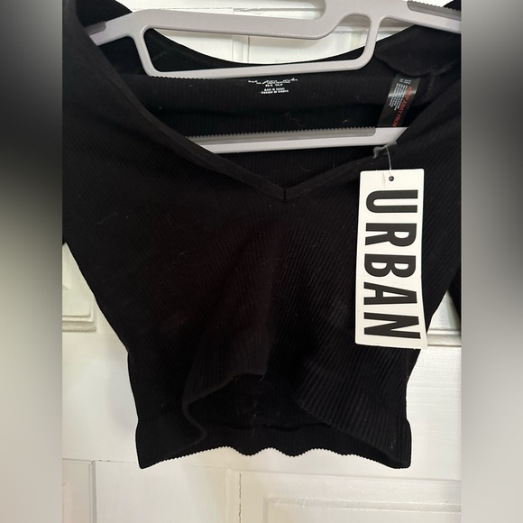 Urban Outfitters Tops - out from under seamless cropped top